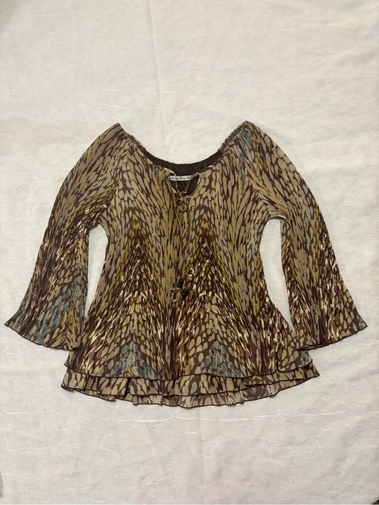 Signature by Larry Levine Tops - Signature by Larry Levine Brown and Tan Patterned